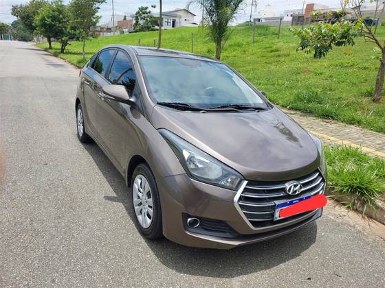 HYUNDAI HB20S 1.6 COMFORT PLUS 16V FLEX 4P MANUAL HYUNDAI HB20S 1.6 COMFORT PLUS 16V FLEX 4P MANUAL